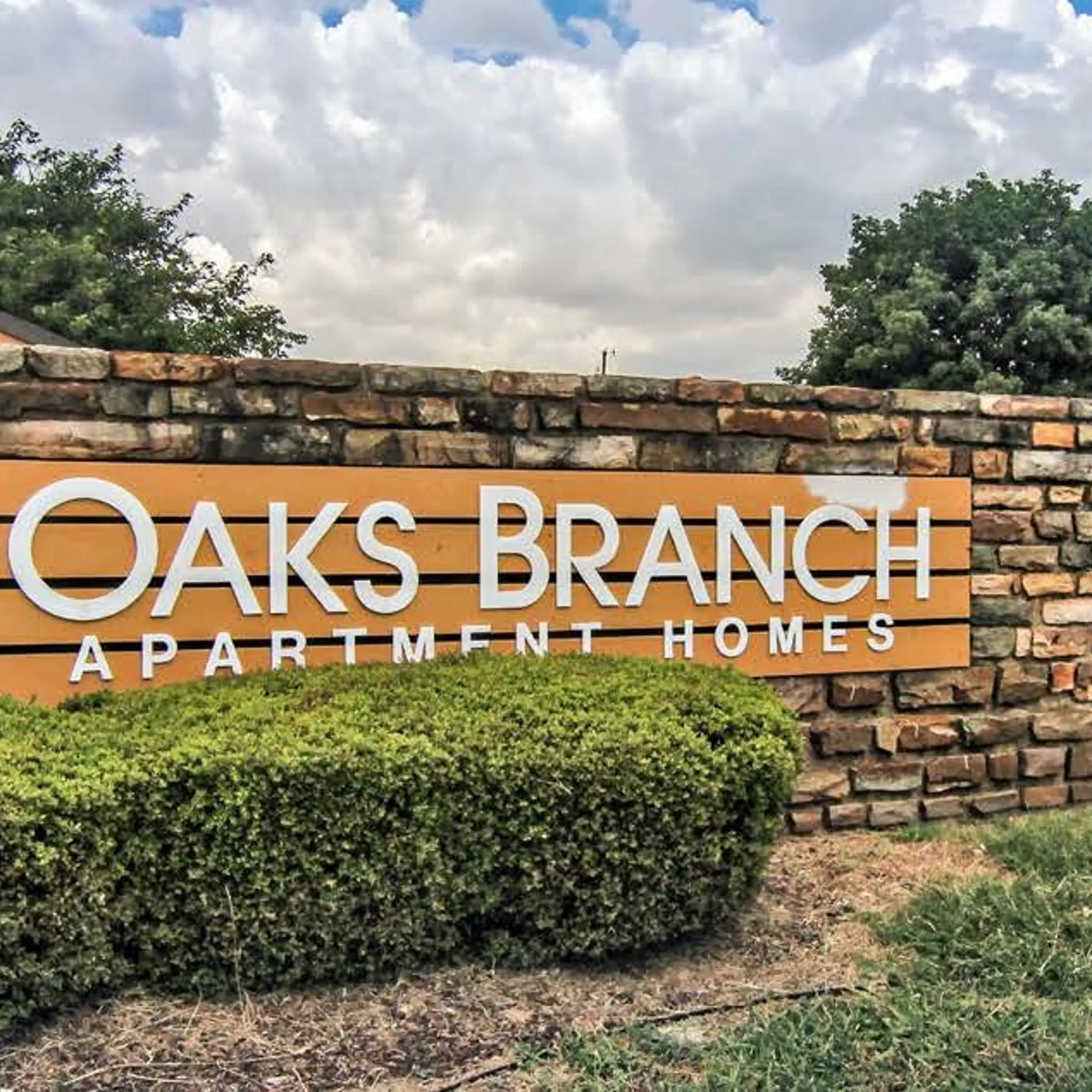 Home Oaks Branch Apartment Homes